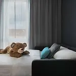 Hotel Moxy 4*