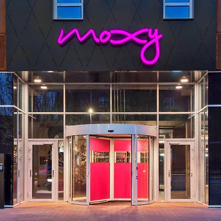 Moxy Sydhavnen Hotel 3*