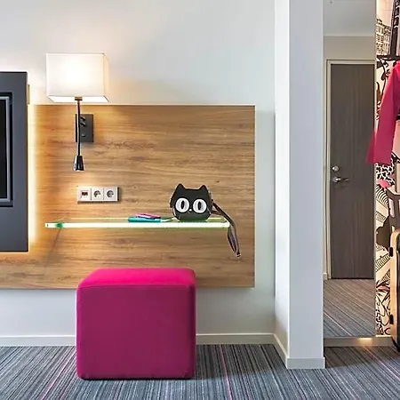 Moxy Hotel
