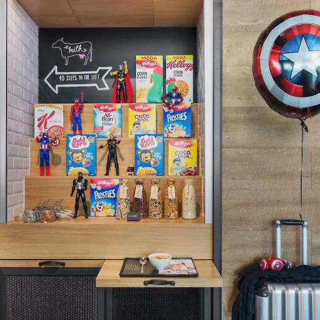 Moxy Hotel