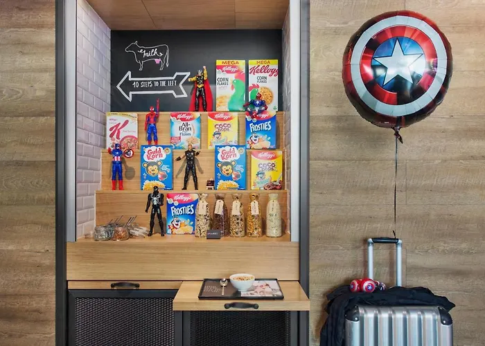 Moxy Sydhavnen Hotel 3*